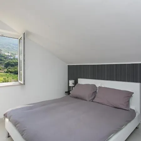 Vila Terra-fontana Cavtat